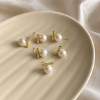 Lumière Pearl Royal Earrings
