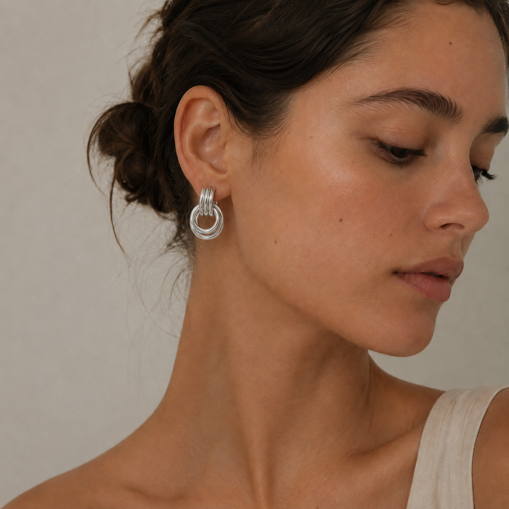 Éclat Silver Twist Earrings